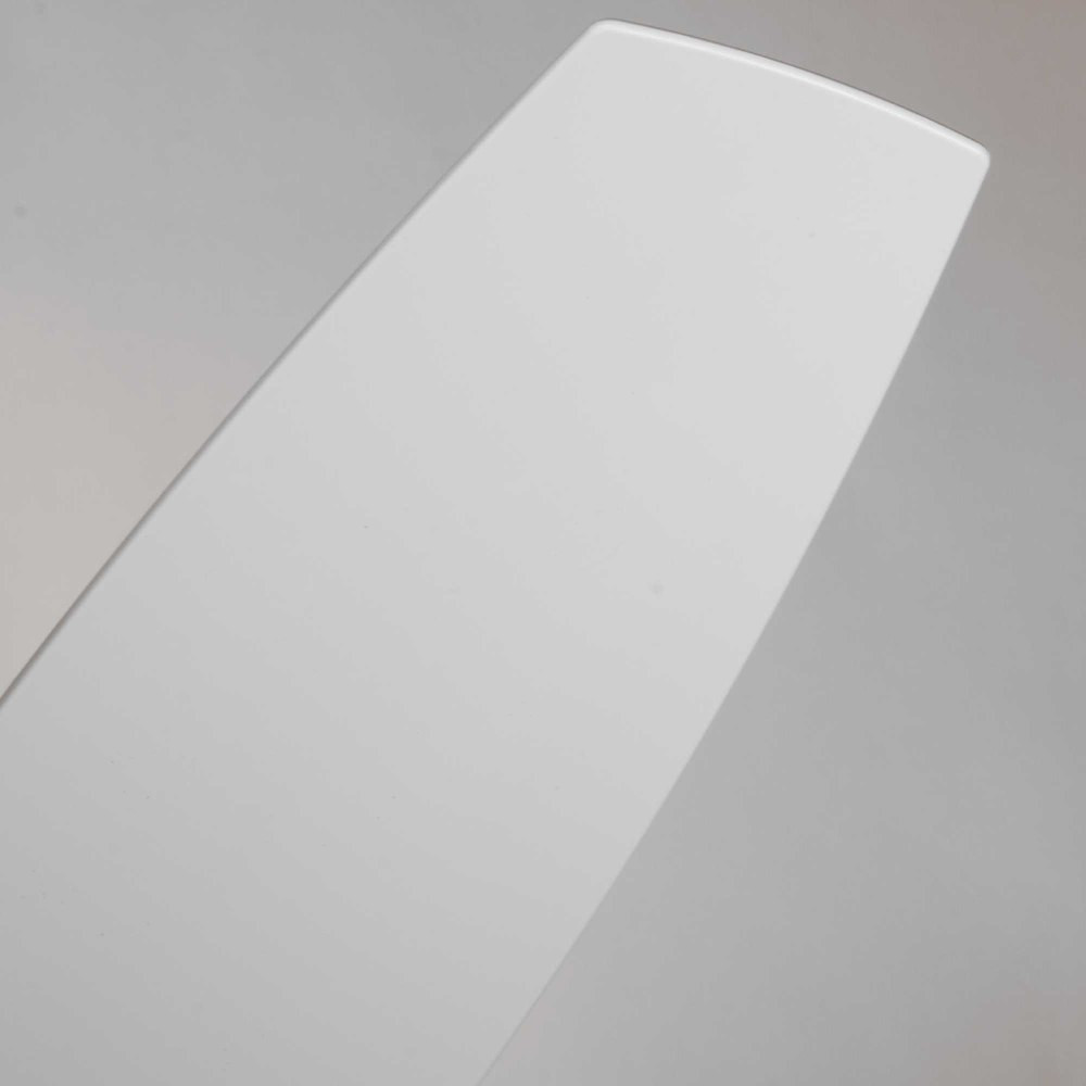 {"pim_id":"70_Montague_White_Blade_detailshot_1k","sku":"70_P2564","media_type":"media"}