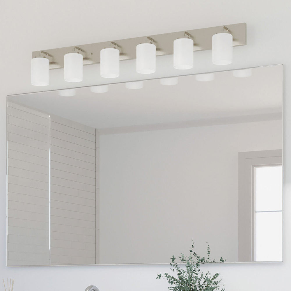 {"pim_id":"70_merry_transitional_bathroom_p300421_009_day_detail_new_1k","sku":"70_P300421","media_type":"media"}