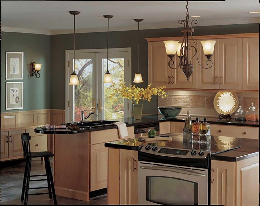 {"pim_id":"70_MAISONORLEANS_kitchen_1k","sku":"70_P5755","media_type":"media"}