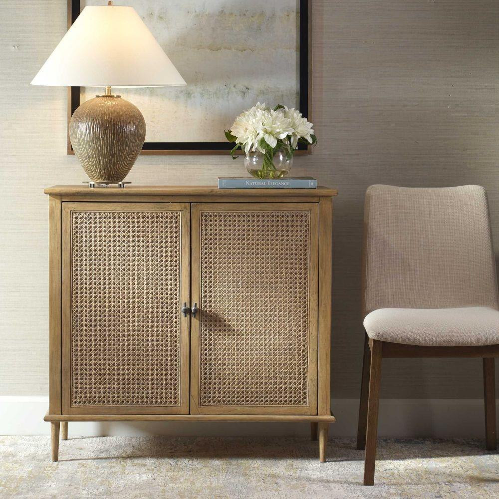 {"pim_id":"208_furn_5579_50121_b_v1_1k","sku":"208_50121","media_type":"media"}