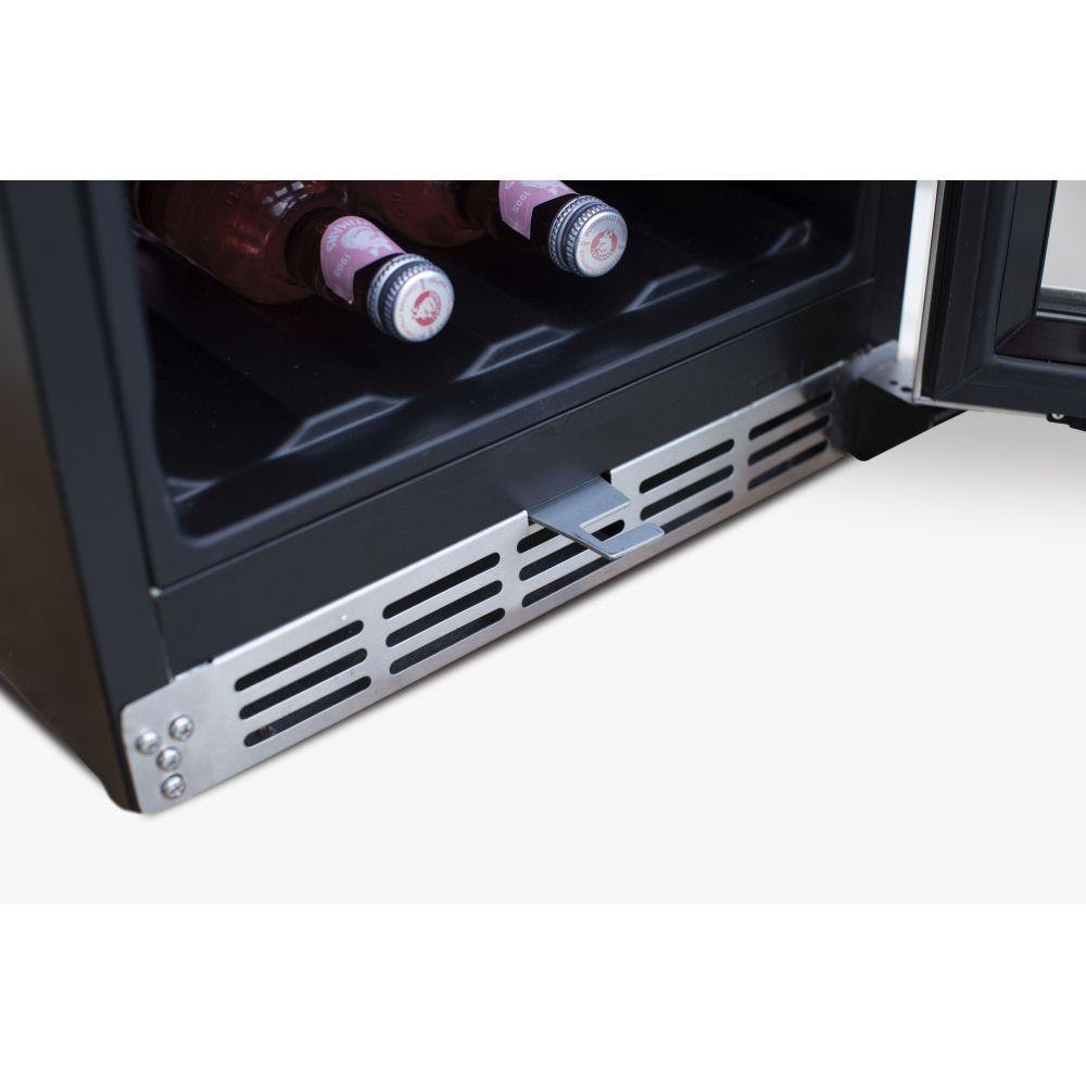{"pim_id":"2618_10_amd_rfr_15s_15_inch_outdoor_rated_refrigerator_stainless_door_front_venting_v1_1k","sku":"2618_RFR-15S","media_type":"media"}
