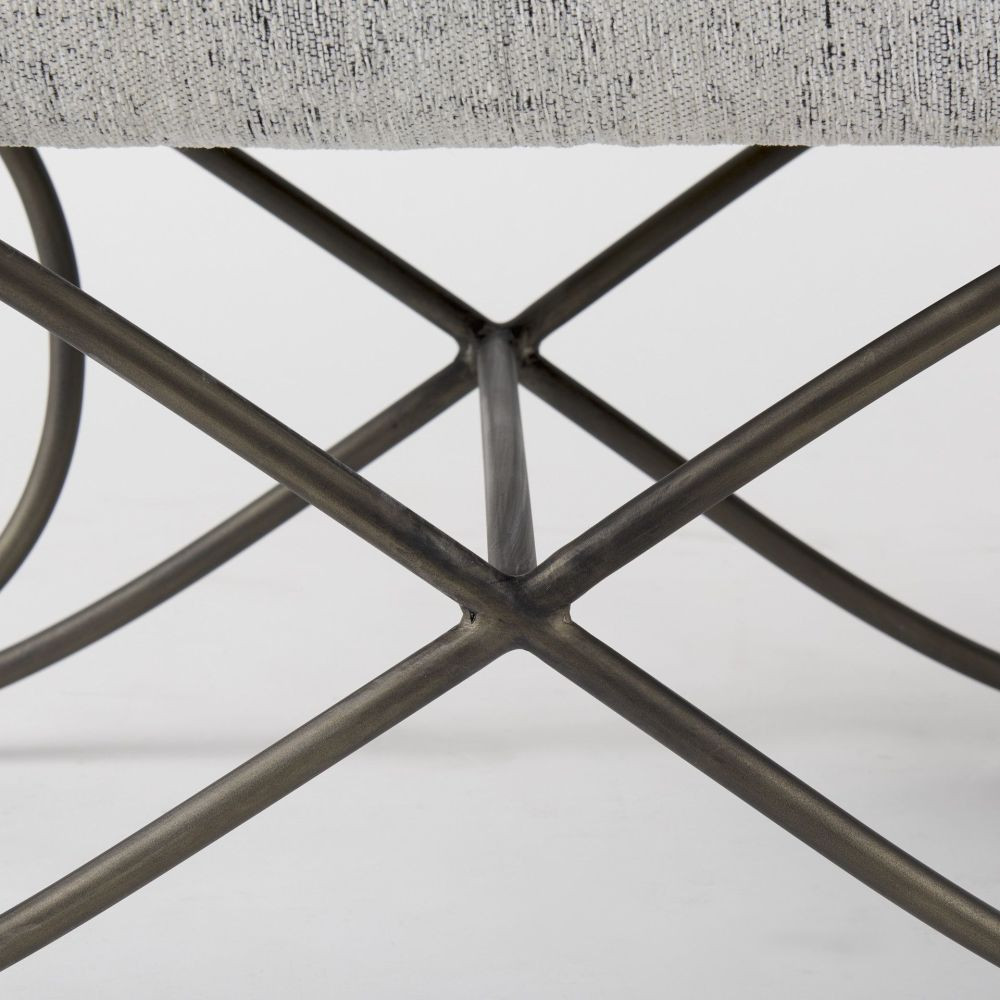 {"pim_id":"2628_0052403_69370_g_v1_1k","sku":"2628_69370_P","media_type":"media"}