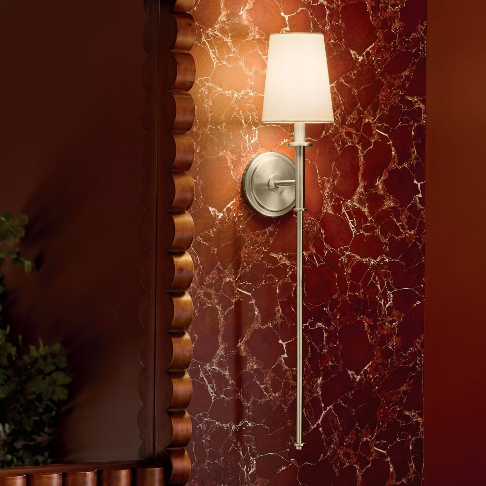 {"pim_id":"147_bathroom_52808cpz_square_v1_1k","sku":"147_52808","media_type":"media"}