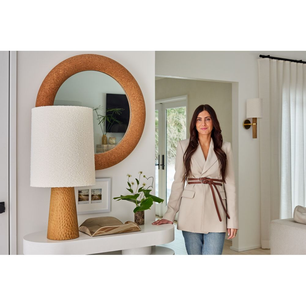 {"pim_id":"735_jones_hl1154201_agb_h1154101_agb_design_hilary_matt_photo_kirsten_francis_8_v1_1k","sku":"735_HL1154201-AGB","media_type":"media"}