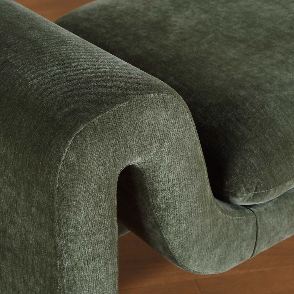 {"pim_id":"208_furn_8481_53114_a2_v1_1k","sku":"208_53114","media_type":"media"}