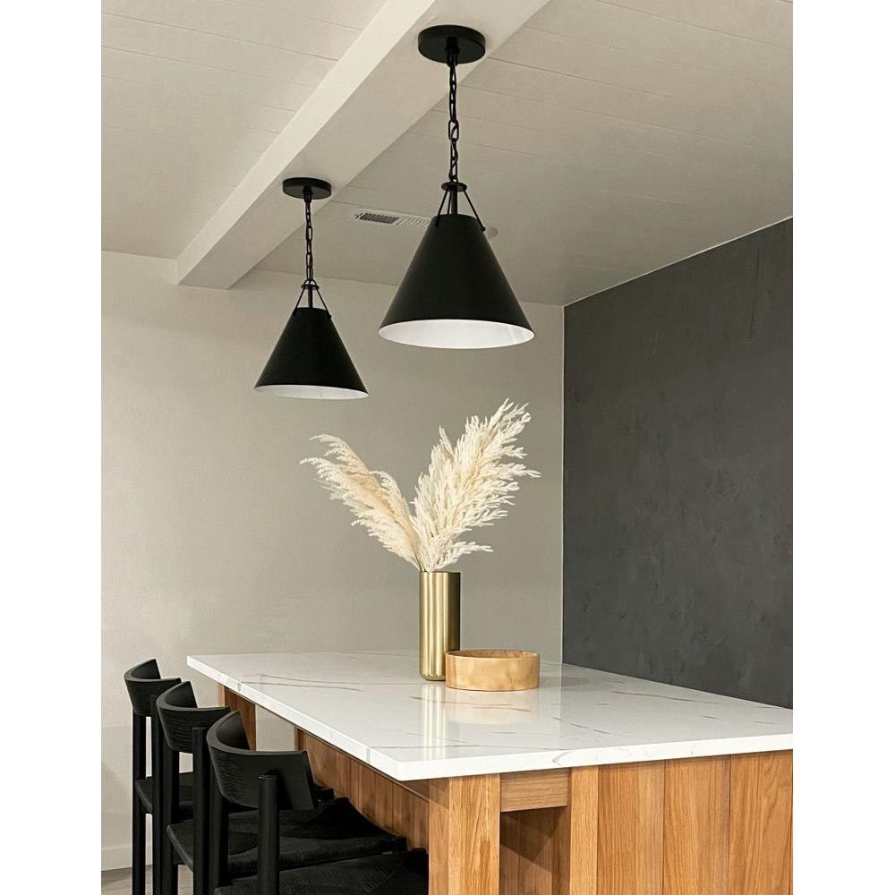 xav-b8301-mk | lifestyle