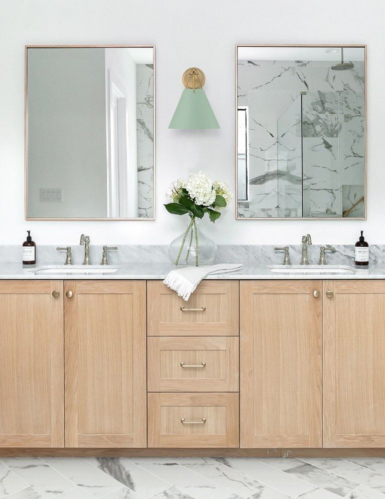 {"pim_id":"49_XAV_B8311_VG_GR_LS1_1k","sku":"49_XAV-B8311","media_type":"media"}