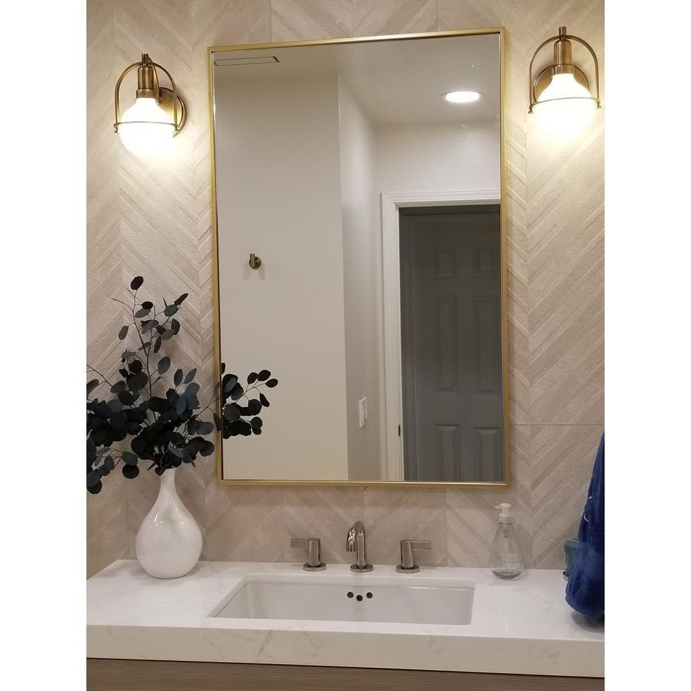 53770HB | lifestyle
