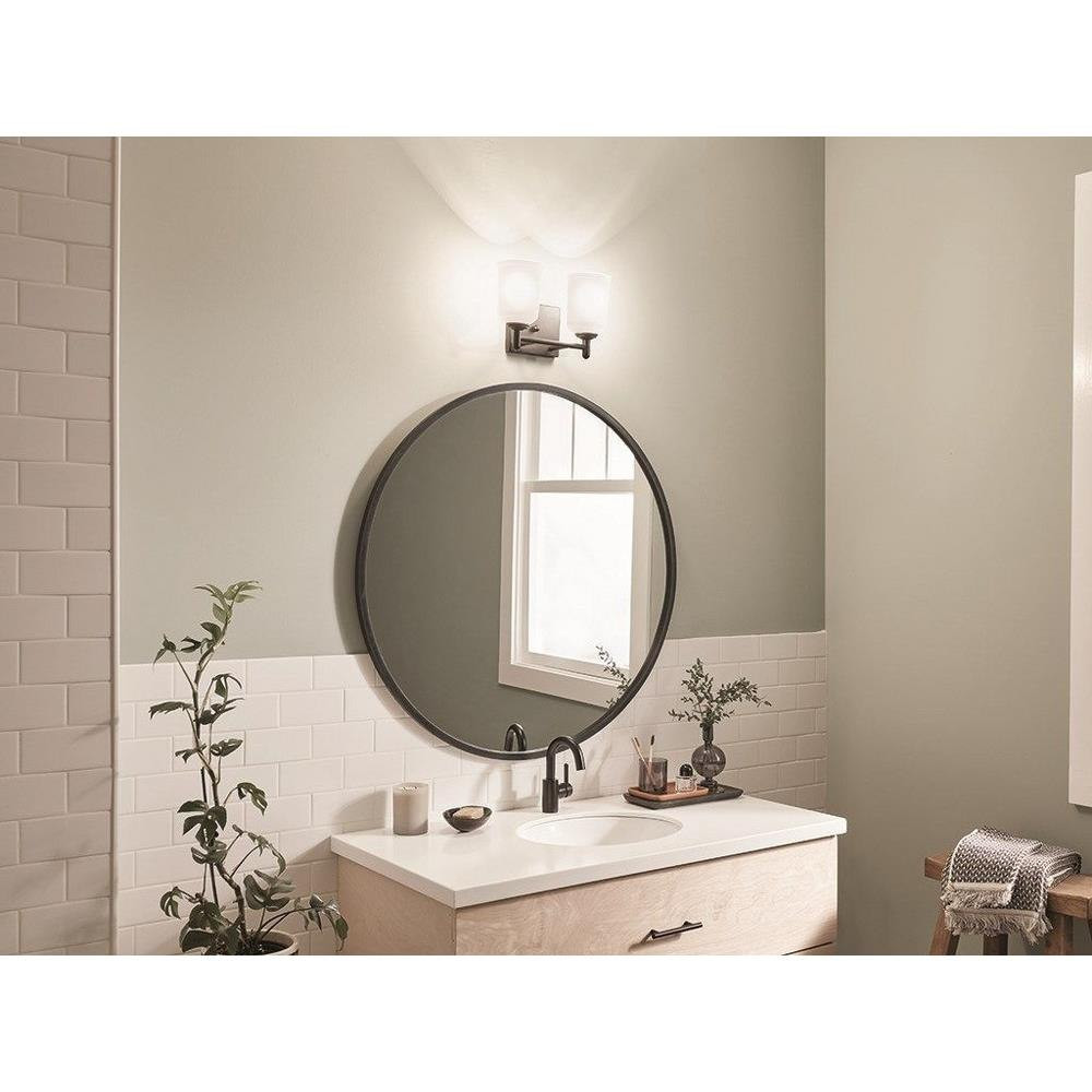 45573BK | lifestyle