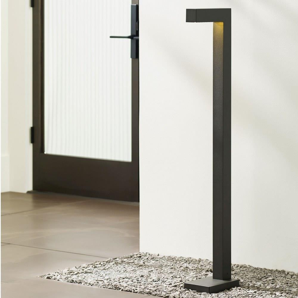 700OBSTR83042CZUNV2PC | lifestyle
