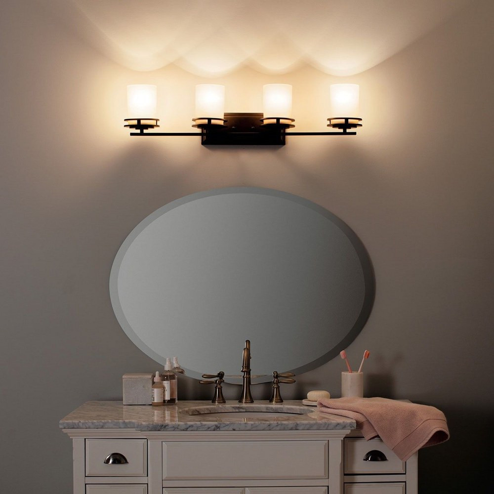 {"pim_id":"147_bath_hendrik_5079oz_up_overall_night_1b_1k","sku":"147_5079","media_type":"media"}