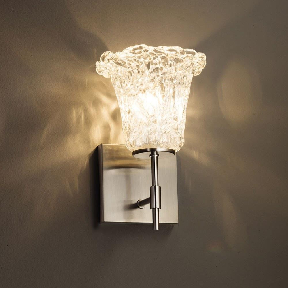 GLA-8411-20-LACE-NCKL-LED1-700 | angle