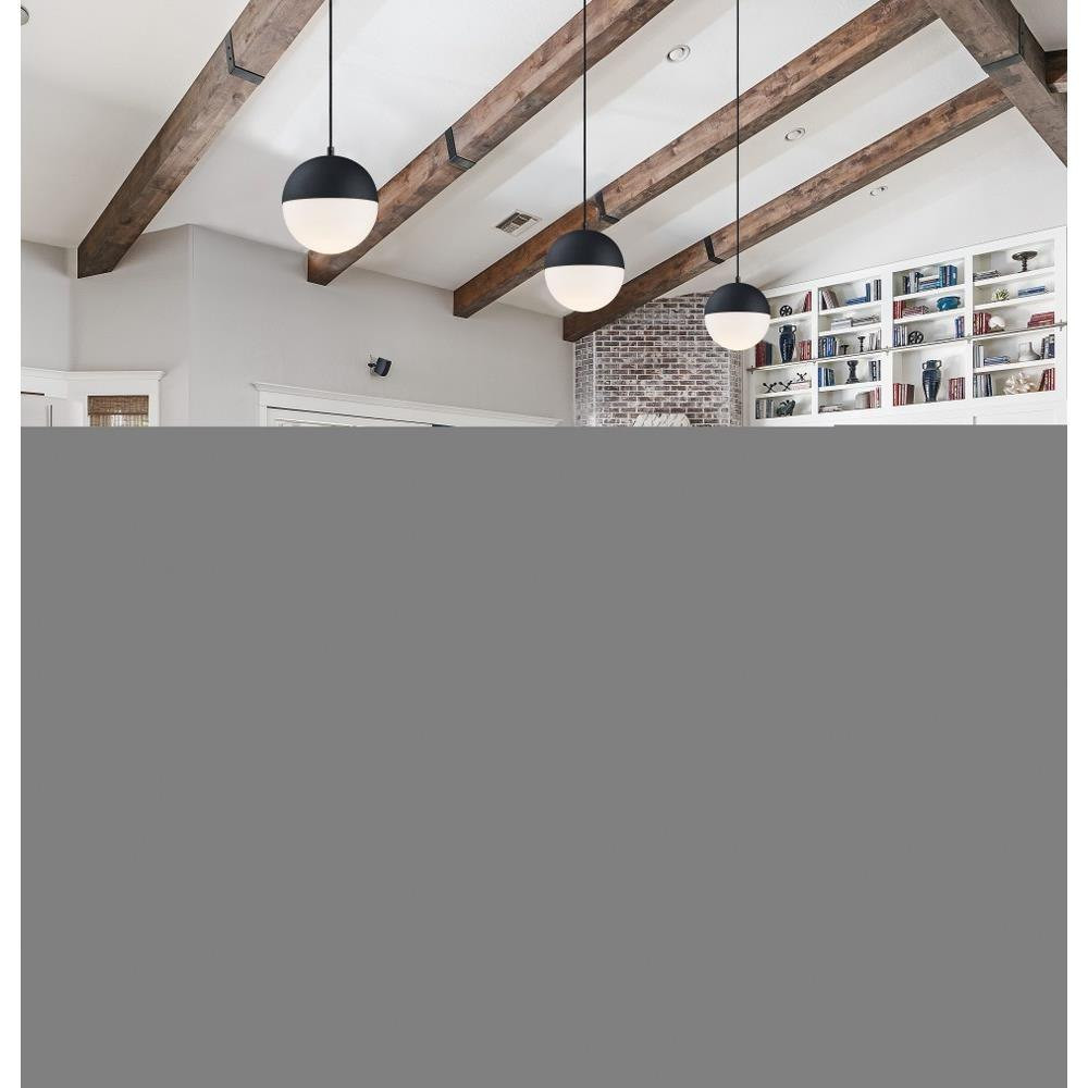 E20361-92BK | lifestyle