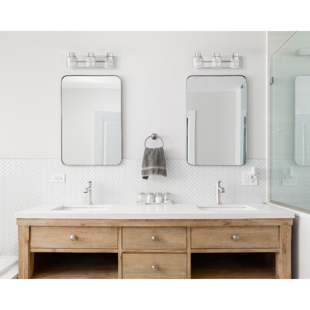 17720PLN3 | lifestyle