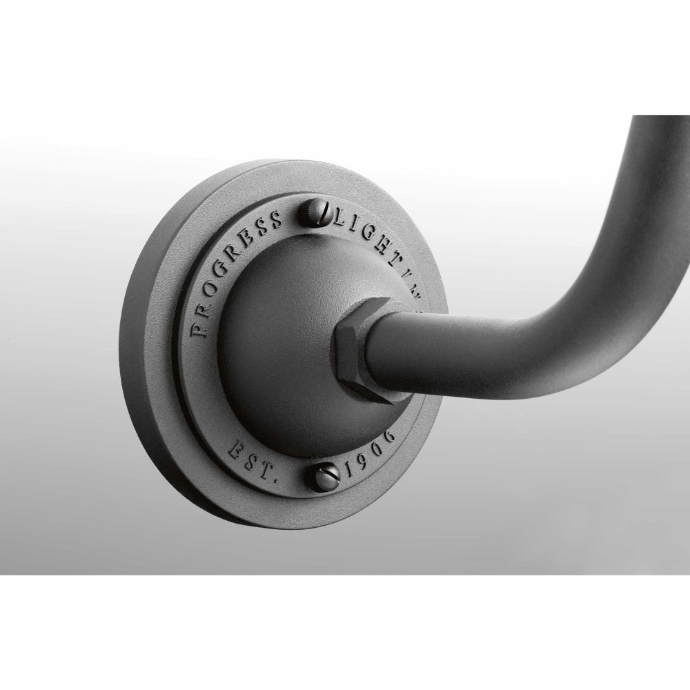 {"pim_id":"70_cedar_springs_detail1_detailshot_1k","sku":"70_P560091","media_type":"media"}