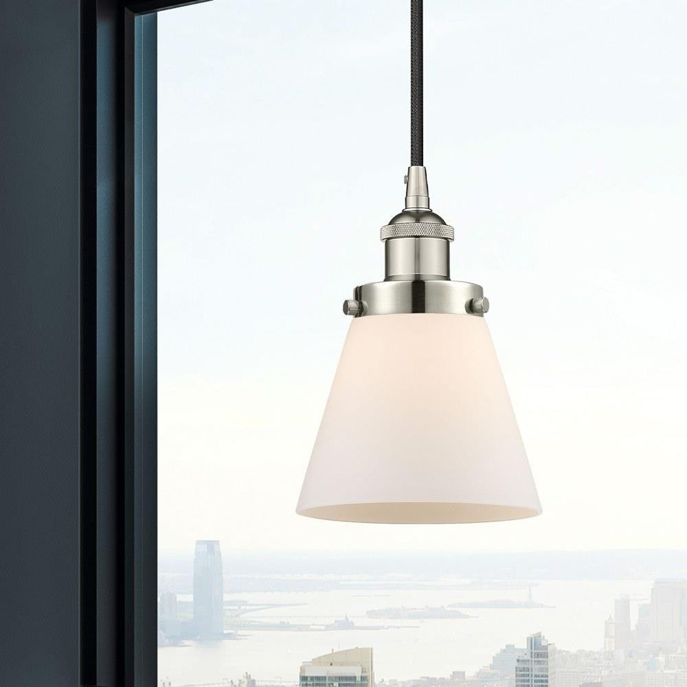 616-1PH-PN-G61 | lifestyle