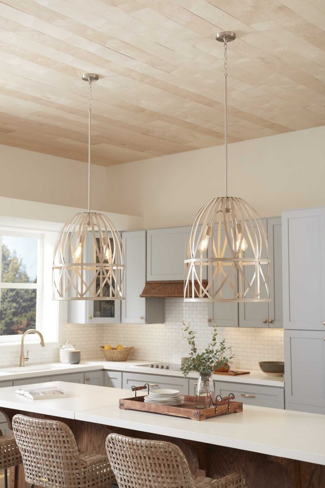 {"pim_id":"70_PROG_X_6412_Bleached_Oak_Pendant_Kitchen_DTL_3_appshot_1k","sku":"70_P500344","media_type":"media"}
