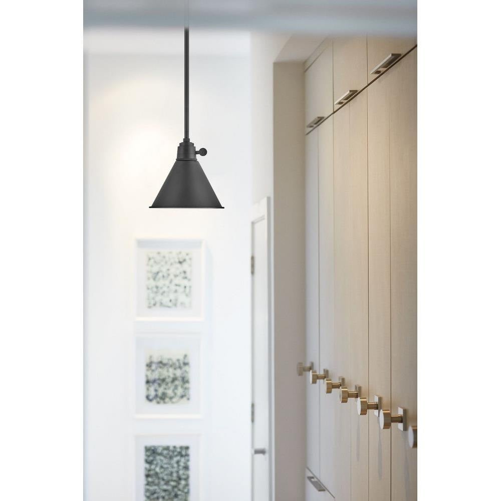 3697BK | lifestyle