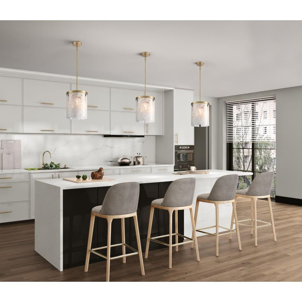 {"pim_id":"135_ac12170br_pendant_kitchen_17_new_2k","sku":"135_AC12170BR","media_type":"media"}