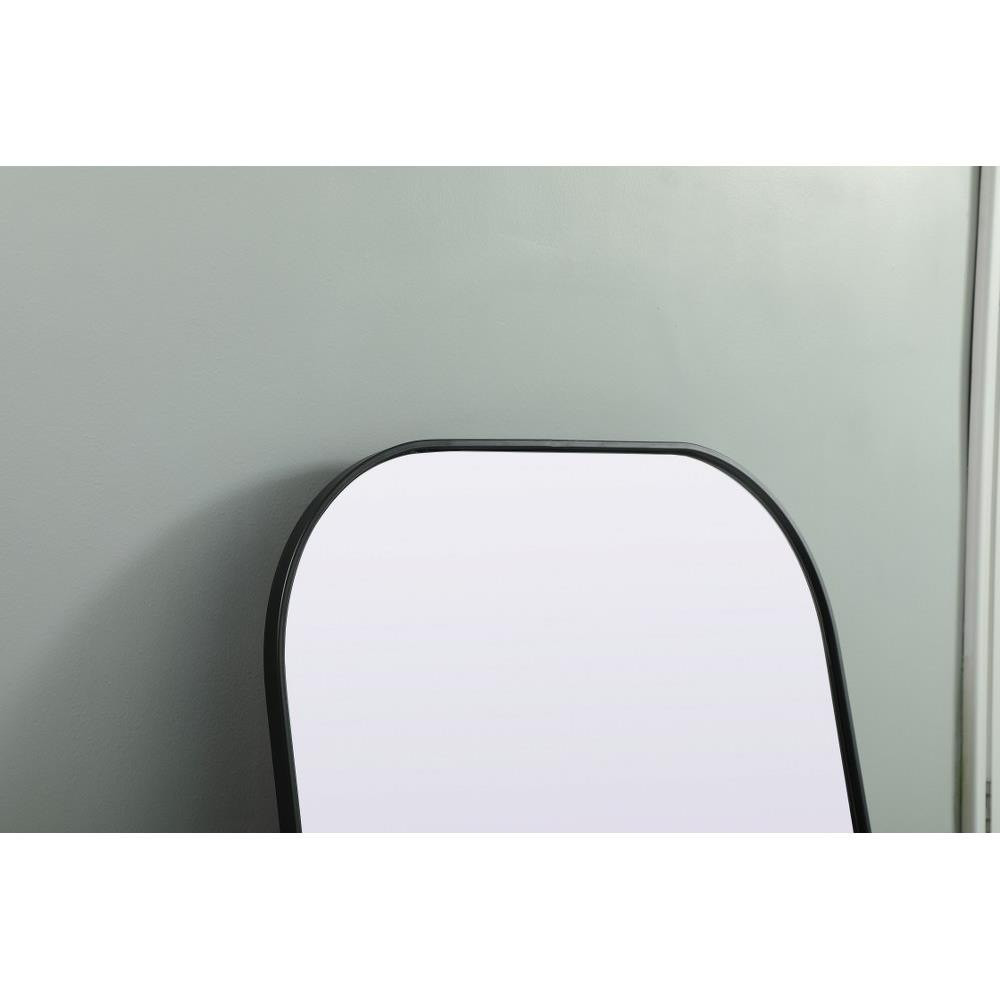 MR1FL3566BLK | lifestyle
