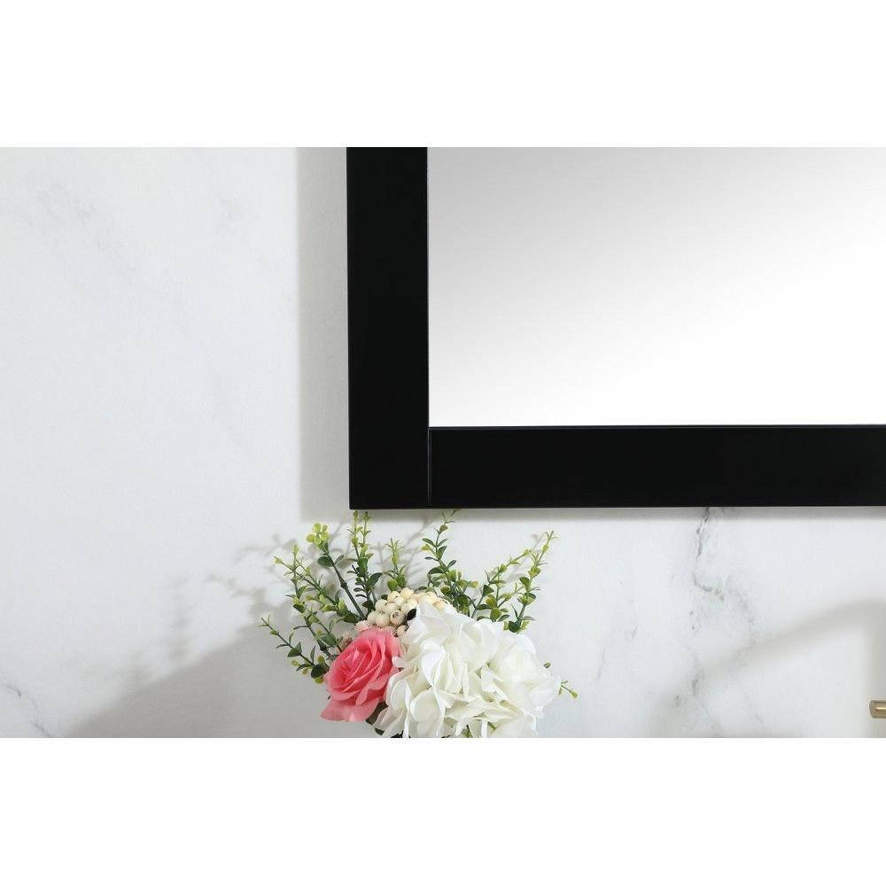VM24236BK | lifestyle