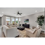89905BKWP | lifestyle