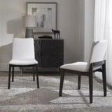 {"pim_id":"208_furn_3406_23586_b_new_2k","sku":"208_23586-2","media_type":"media"}