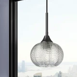 323-1P-BK-G323-7CL | lifestyle