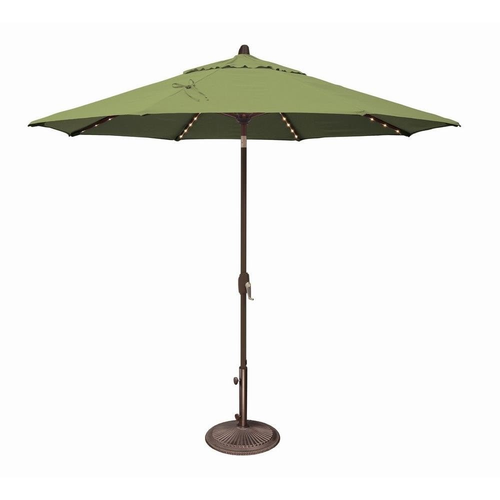 Lanai 9 Foot Aluminum Crank Lift Octagon Market Umbrella by Simply Shade - SSUM81L