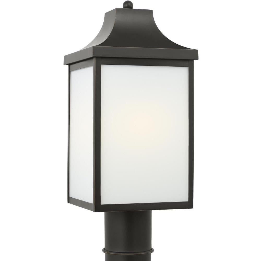 Ynys Fach Avenue - 1 Light Medium Post Lantern In Traditional Style-20.25 Inches Tall and 8.5 Inches Wide - 73-BEL-1326571
