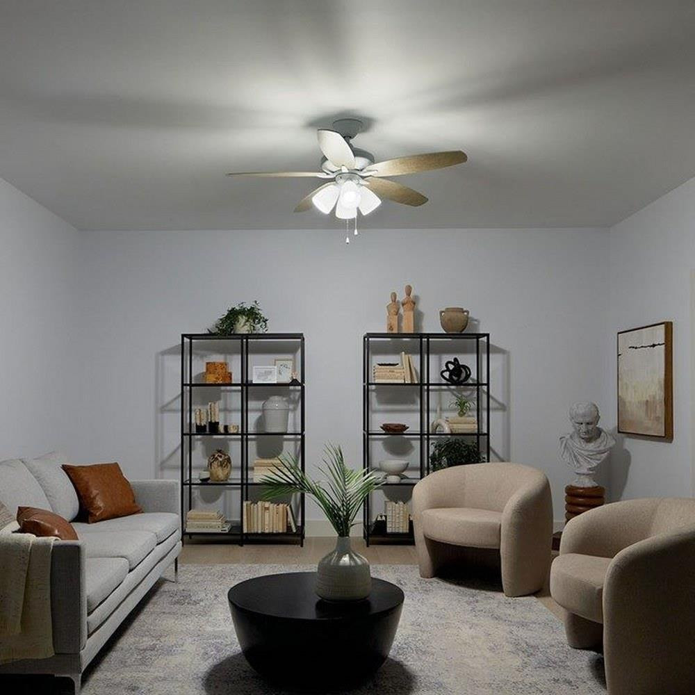330162MWH | lifestyle