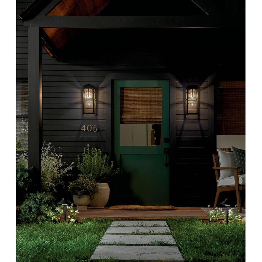 {"pim_id":"147_Patio_Hone_59138BKT_Mid_Dusk_1A_Sconce_1k","sku":"2518_147-BEL-5089243","media_type":"media"}