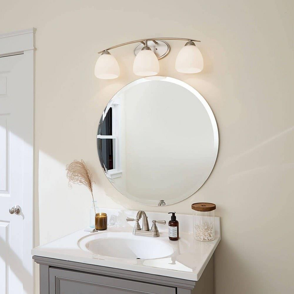 {"pim_id":"147_bathroom_calleigh_45119ni_overall_day_1b_1k","sku":"2518_147-BEL-553285","media_type":"media"}