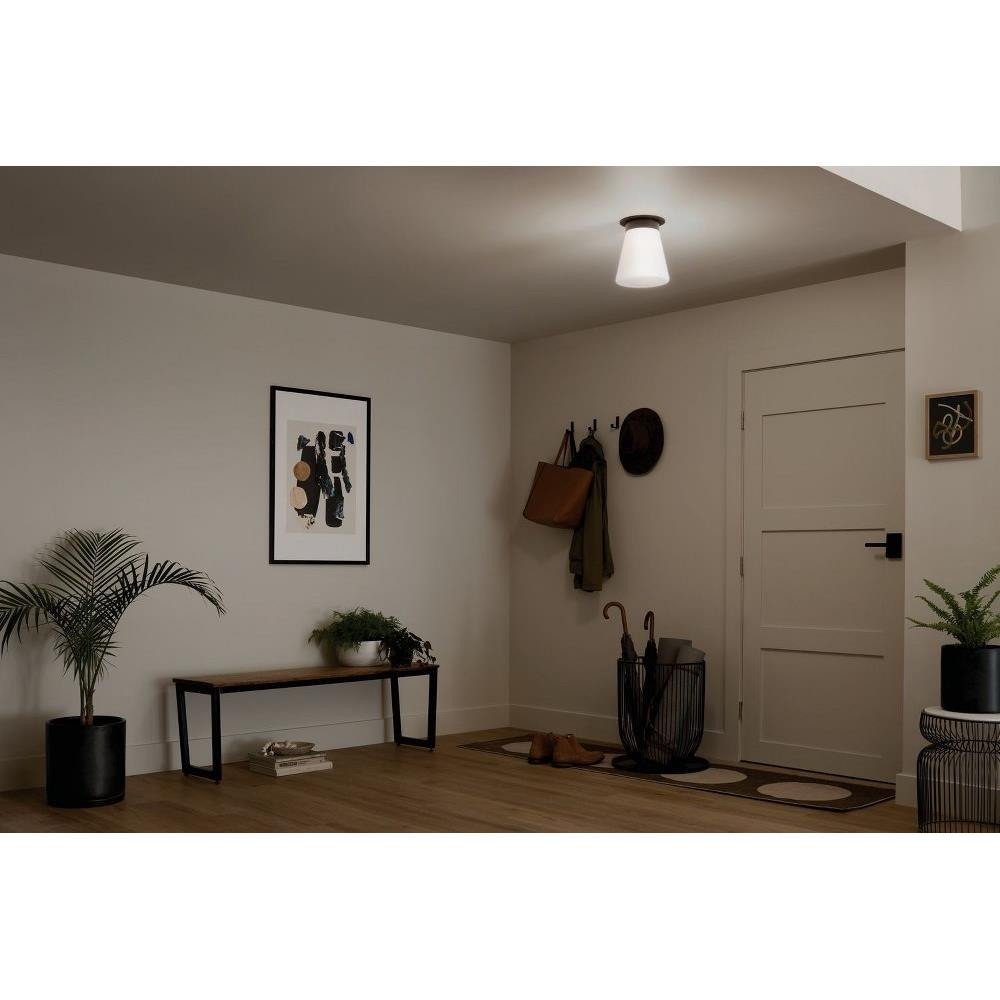52585BK | lifestyle
