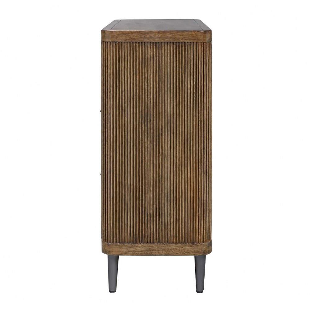 {"pim_id":"208_furn_7615_50256_a1_new_1k","sku":"2518_208-BEL-5338087","media_type":"media"}