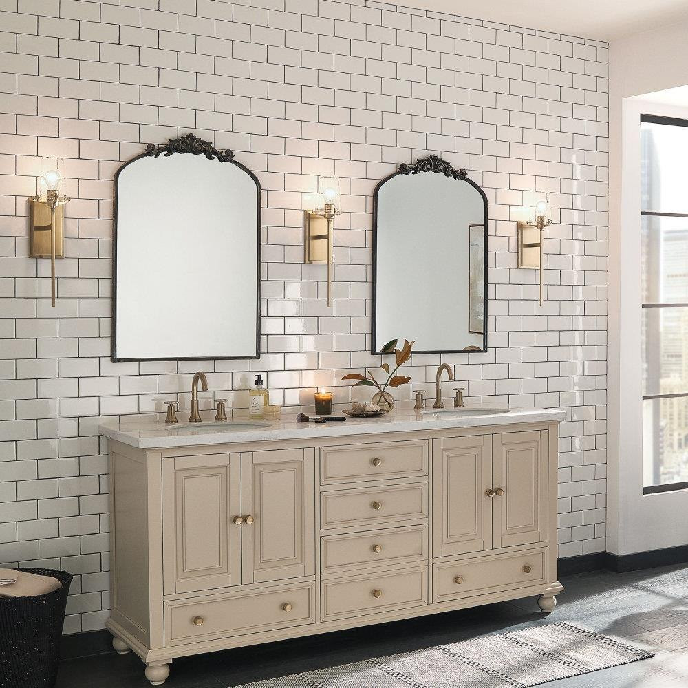 {"pim_id":"147_bathroom_alton_45295cpz_day_new_1k","sku":"147_45295CPZ","media_type":"media"}