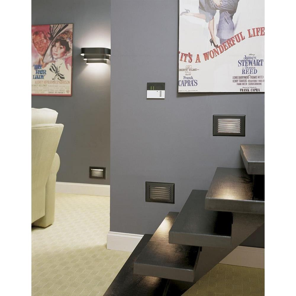 {"pim_id":"70_HOMETHEATER_steplight_1k","sku":"70_P7103-30","media_type":"media"}