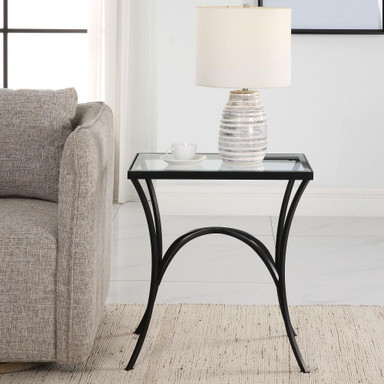 {"pim_id":"208_furn_4205_22911_b_new_2k","sku":"2518_208-BEL-5065045","media_type":"media"}