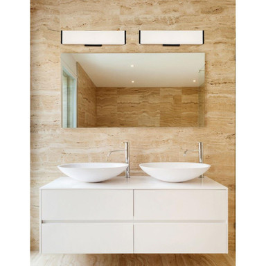 FSN-8601-OPAL-MBLK | lifestyle