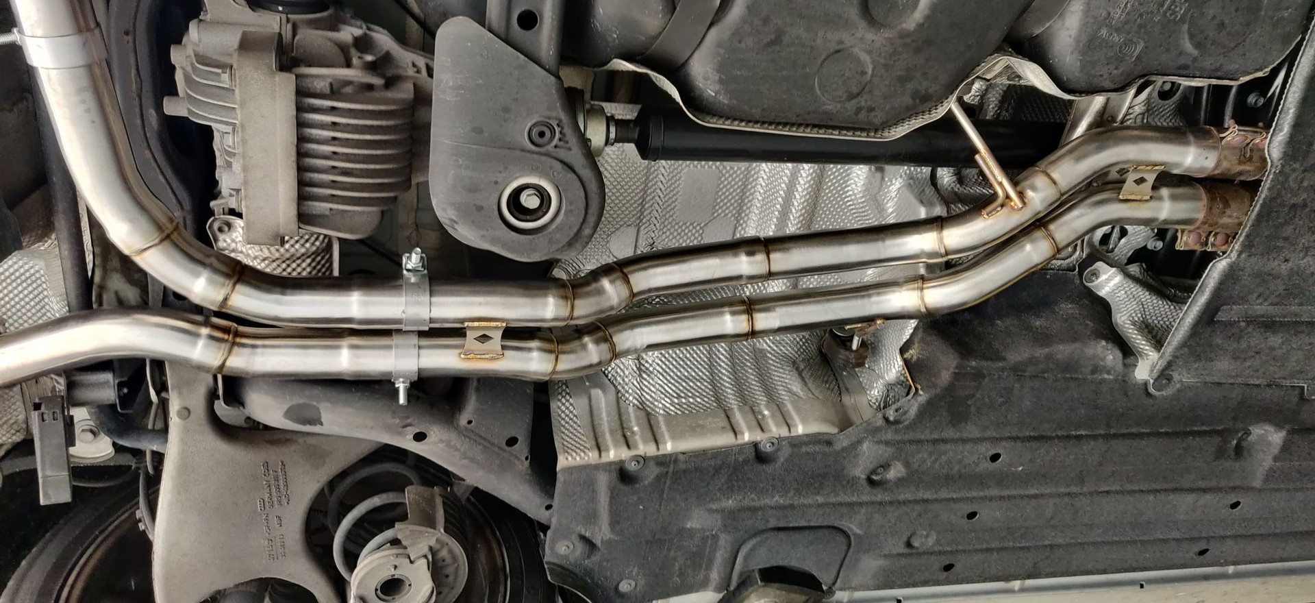 Porsche Macan All 3.0L & 3.6L 1518 Catback Exhaust with Remote Valves