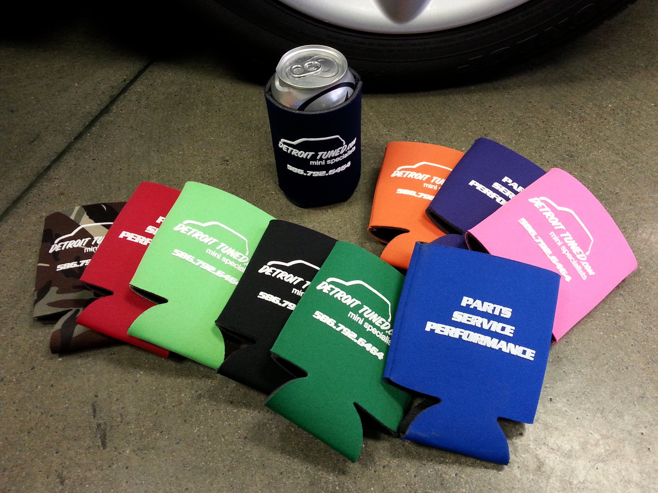 mini can koozie