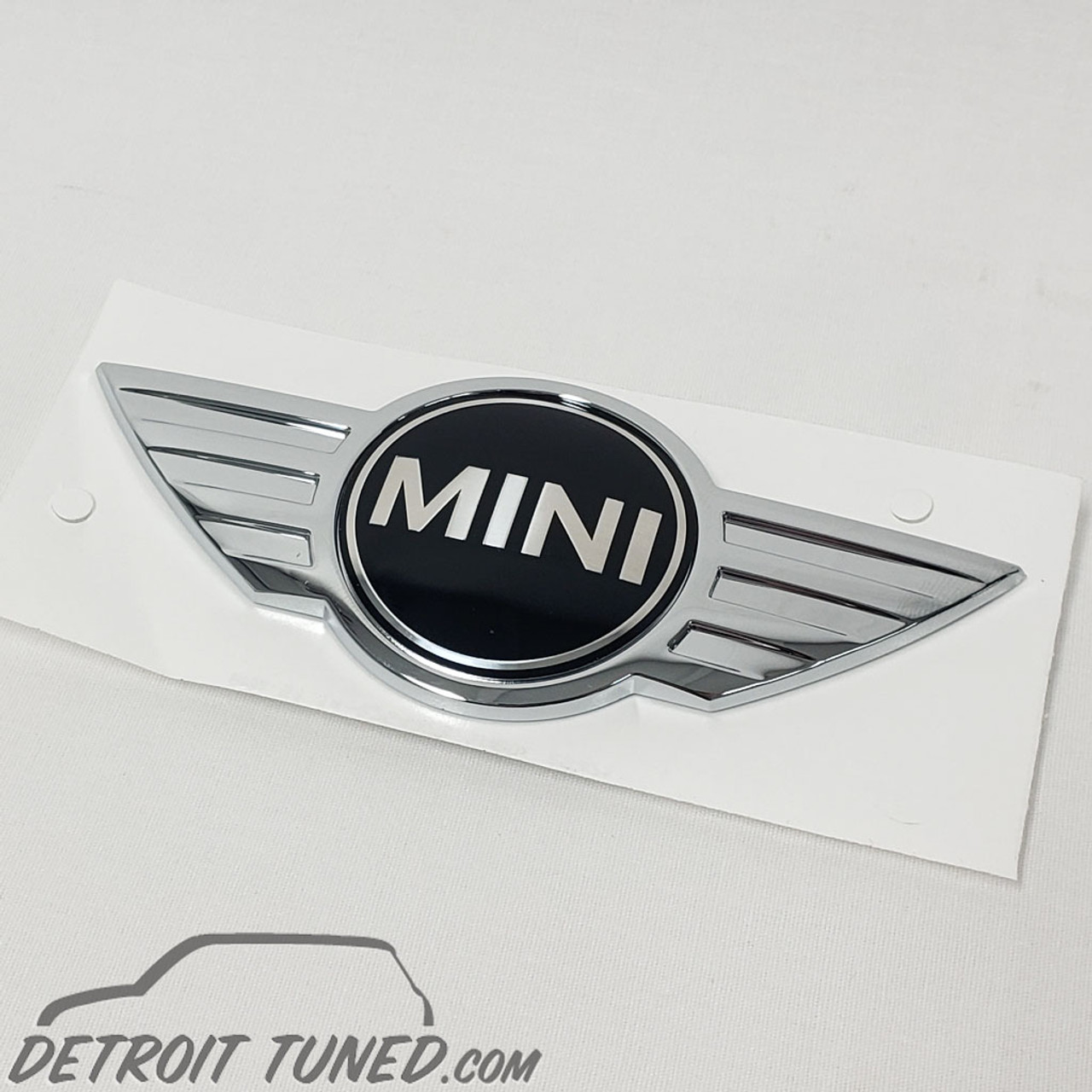 Unassigned Mini Keyring: Wing Logo: Silver / Black