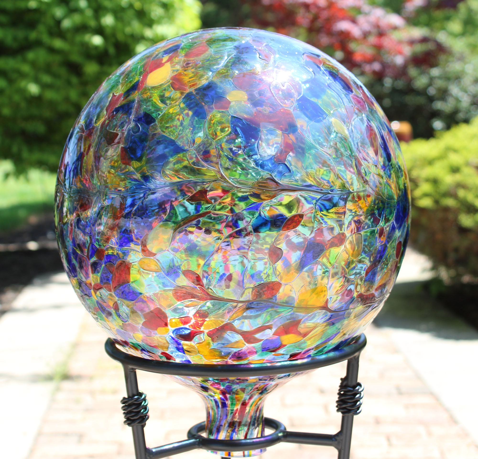 Garden View Gazing Ball - Iron Elegance