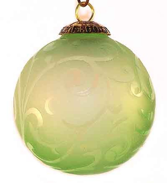 Brass Cap Light Green Etched Kugel