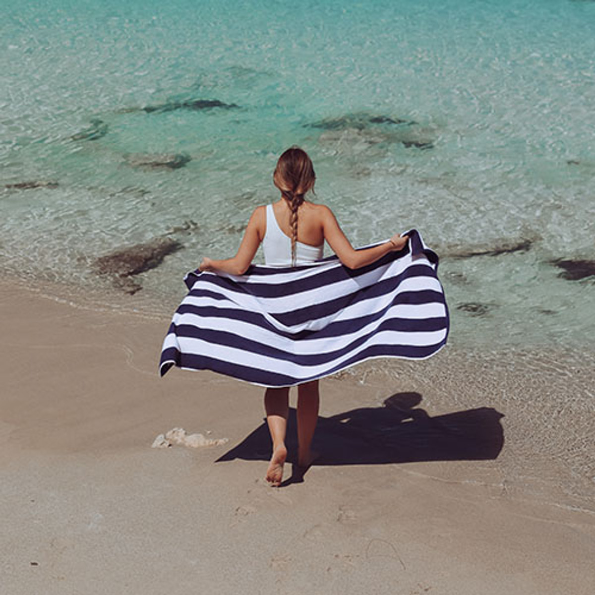 10 Australian Beaches to Have on Your Bucket List 10 Australian Beaches to Have on Your Bucket List