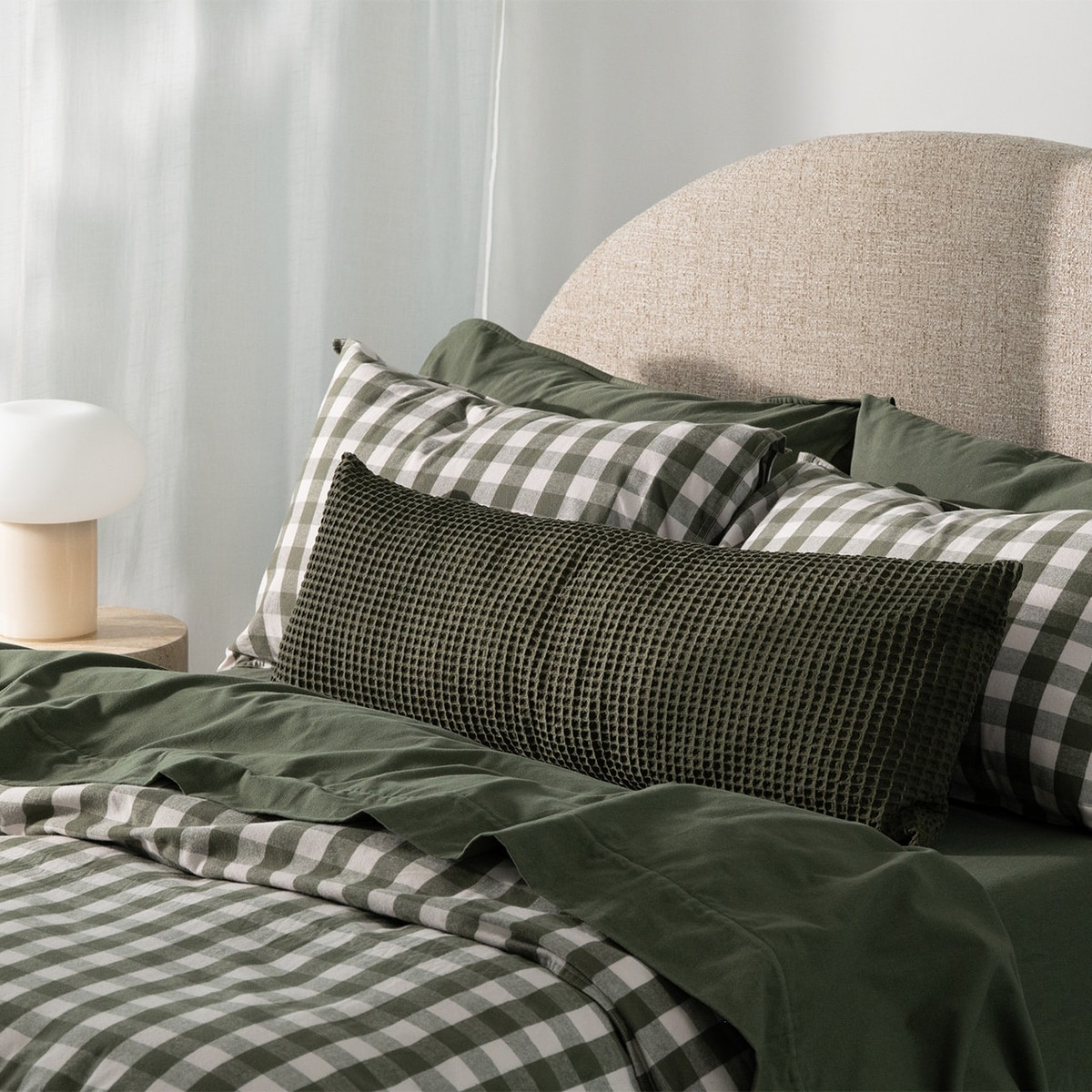 Why are flannelette sheets so much warmer than regular cotton?