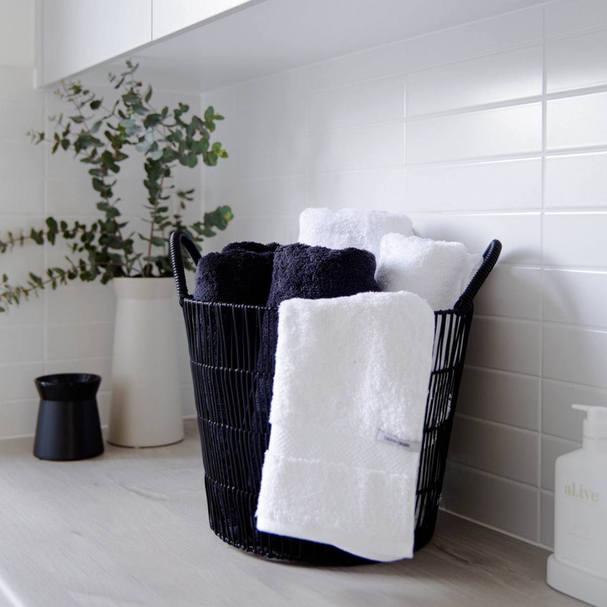 5 Laundry Hacks You’ll Wish You Knew Sooner 5 Laundry Hacks You’ll Wish You Knew Sooner