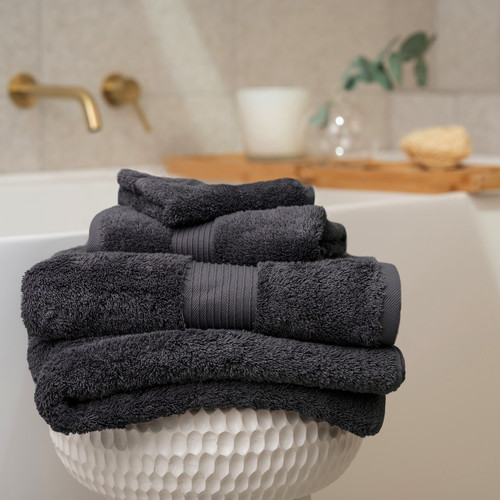 nero-grey,lifestyle-image