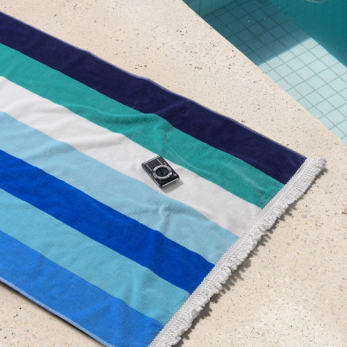 Como Kids/Medium Beach Towel - Surf