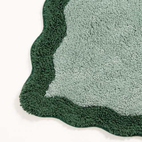 Moda Scallop Bath Runner